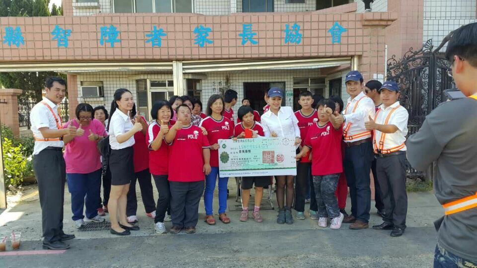 嘉義市长大赞永利集团官网智能挖掘机环台义举