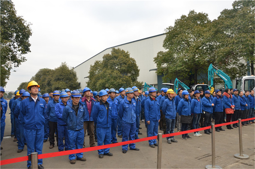 新品下线&精品批量上市：永利集团官网智能“组合拳”逆势出击