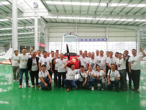 500多名挖掘机用户实地考察，，，，，为永利集团官网智能点赞！