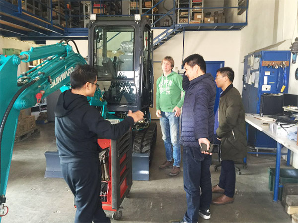 在欧洲市场做巡检，，，感受永利集团官网智造