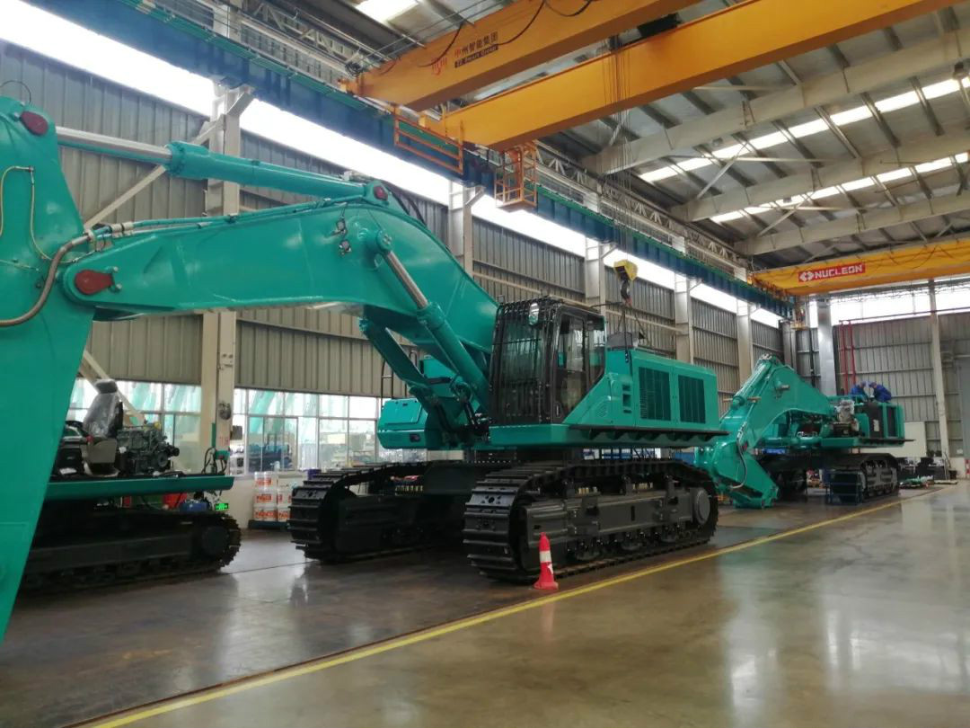 立异再出效果！永利集团官网智能超大型履带式液压挖掘机下线