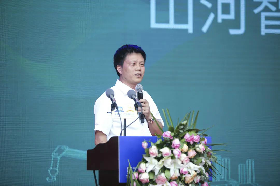 永利集团官网智能天下客户交流会在深基础工程生长论坛会场举行