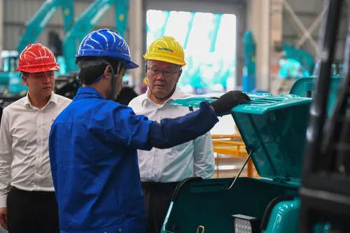 “智慧工厂”引领“生产节奏”——走进永利集团官网智能一探事实