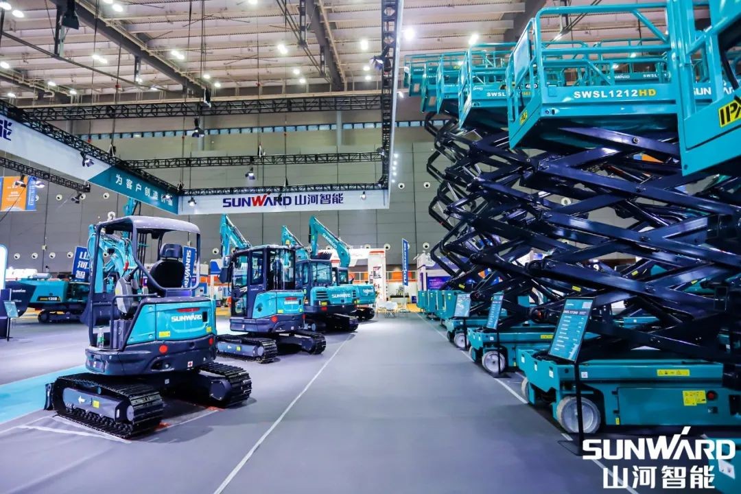 “永利集团官网绿”亮相长沙国际工程机械展，，，，，50余款产品尽显永利集团官网智能立异实力