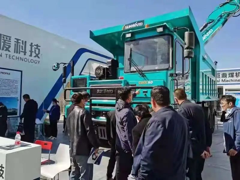 永利集团官网智能绿巨人闪亮登场鄂尔多斯国际煤博会