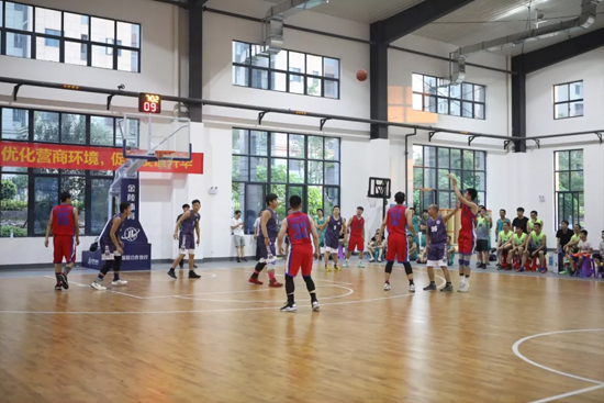 以球为媒，，，，，，首届“永利集团官网杯”篮球约请赛架起政企连心桥