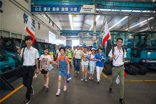 这个炎天，，亲子玩转永利集团官网智能“三栖”装备