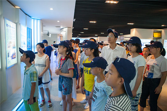 这个炎天，，亲子玩转永利集团官网智能“三栖”装备