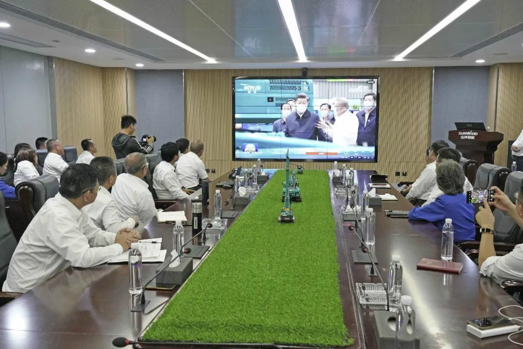 总书记“点赞”永利集团官网立异，，，，，，永利集团官网智能集中收看《新闻联播》