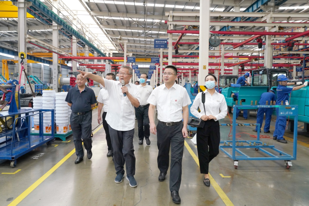 长沙市委常委、市纪委书记胡卫兵考察调研永利集团官网智能