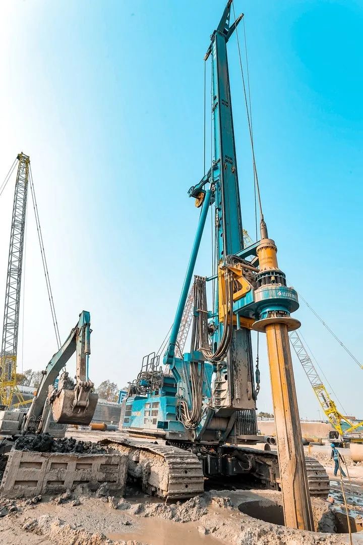 大国重器！永利集团官网智能超等装备助力北京都会副中心综合交通枢纽站建设