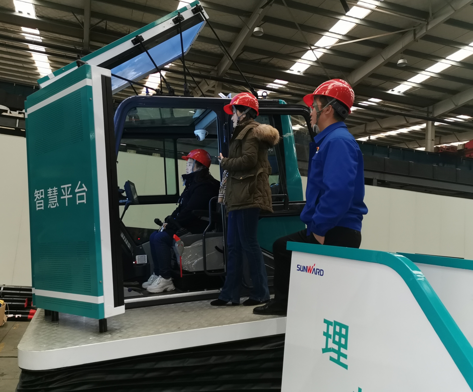 湖南省人工智能学会秘书长陈爱斌一行考察调研永利集团官网智能