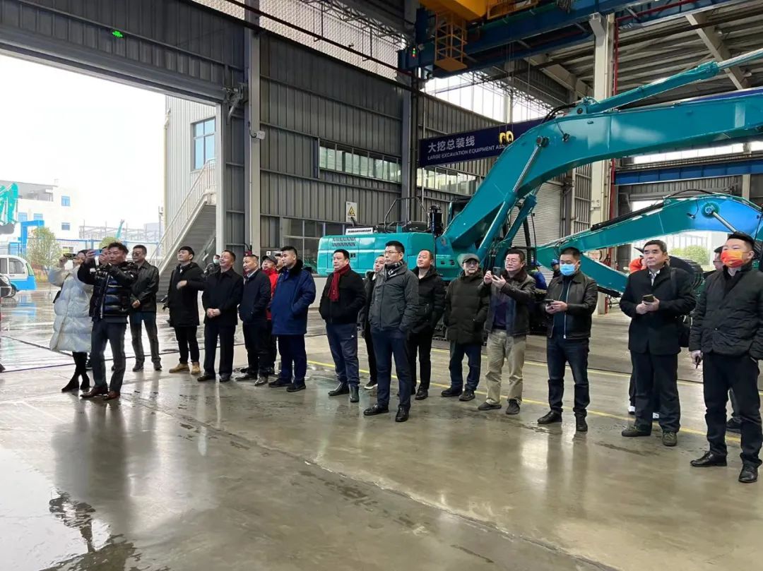 湖南异地商会联合会组织外洋湘商来访永利集团官网智能