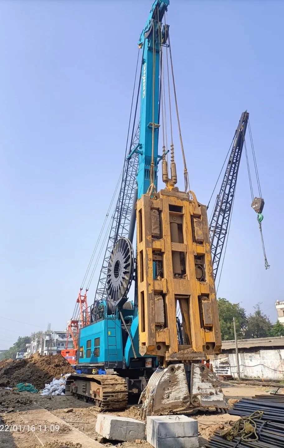 谢谢信！永利集团官网智能SWHG70液压抓斗助力外洋基础施工获肯定