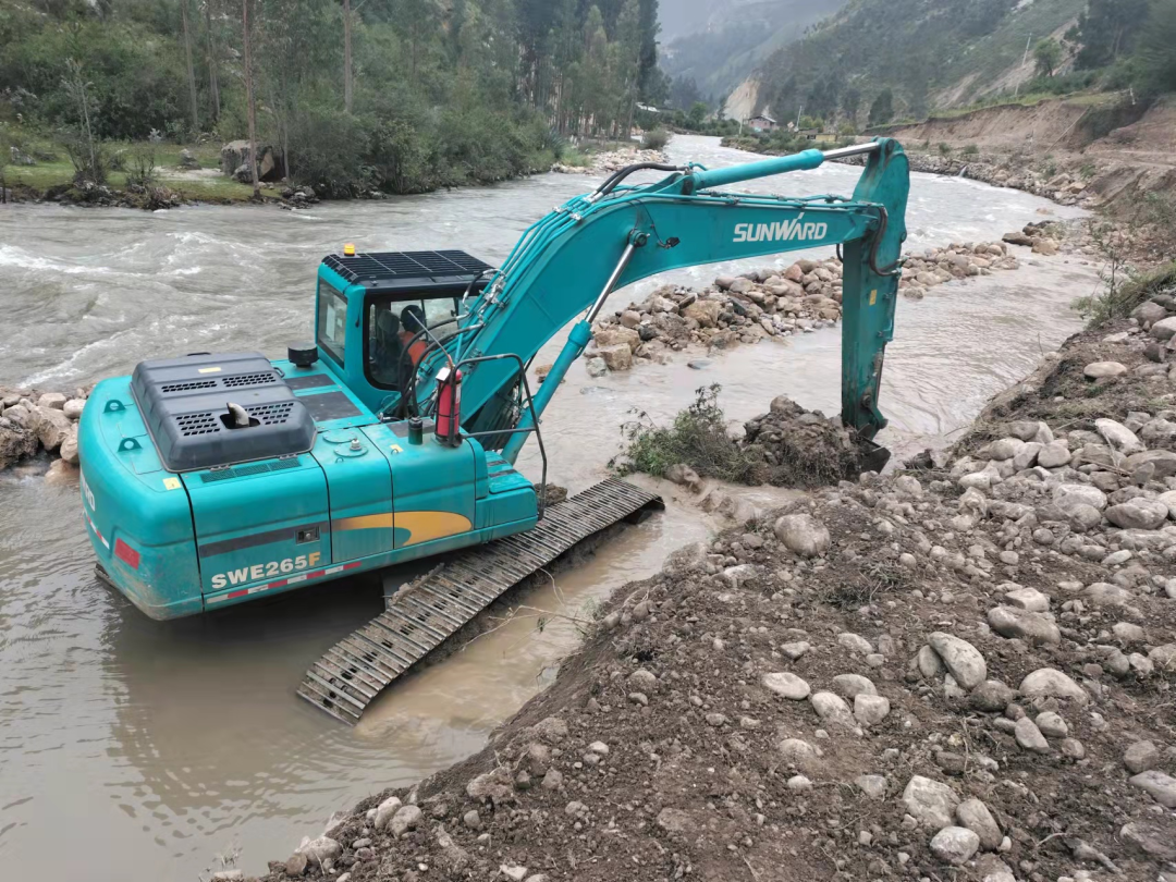 挑战天下第二高山脉！永利集团官网智能装备助力秘鲁安第斯国家公路项目建设