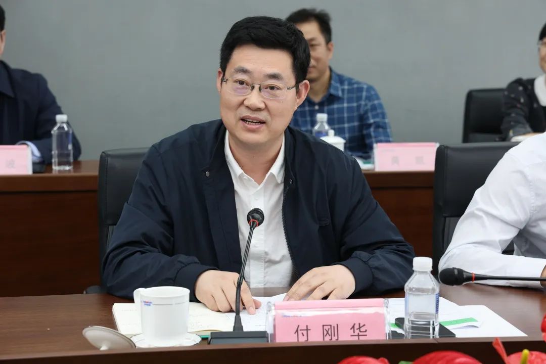20220518092620_78037 深化产学研相助!中南大学校长、中国工程院院士田红旗率团造访永利集团官网智能