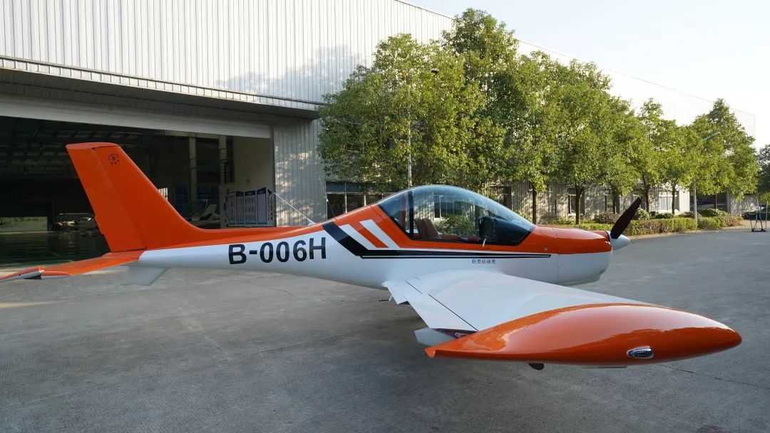 图集 | 阿若拉穿“鲨”衣，，，，，，尚有更多套装为天空添彩！