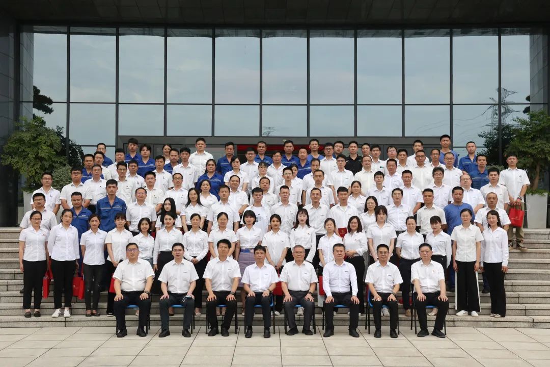 为立功建企建家一体化孝顺更鼎实力！永利集团官网智能第五届五次“双代会”乐成召开