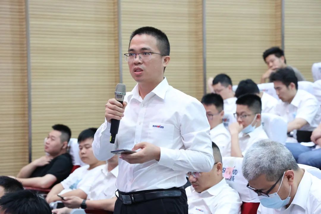 立异引领，，，，智造未来！“2022院士专家长沙行”高端装备高质量生长钻研会盛大举行