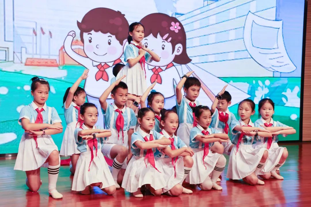 缤纷“暑”假，，不负所“托”！永利集团官网智能职工子女暑期托管班结业啦