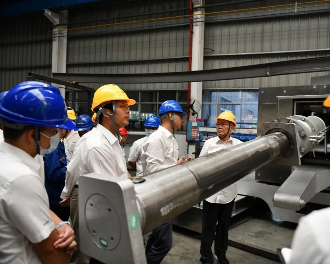 “王炸”！永利集团官网特装全自动捣炉车乐成下线