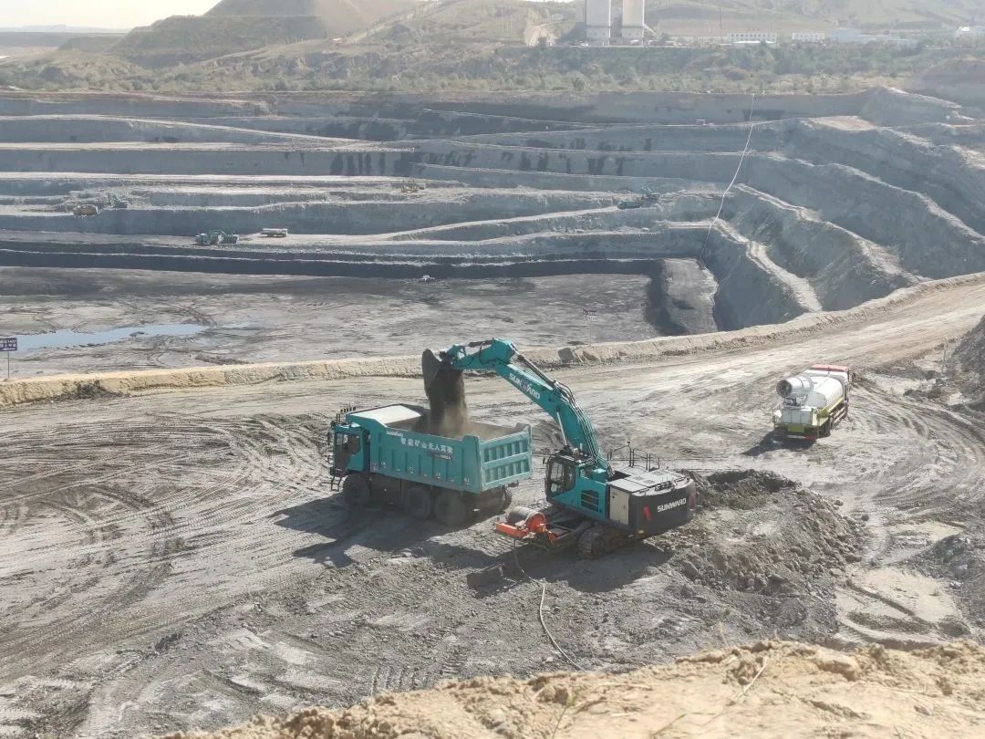 腾远添智能新绿，，，永利集团官网巨改革能源矿卡批量交付