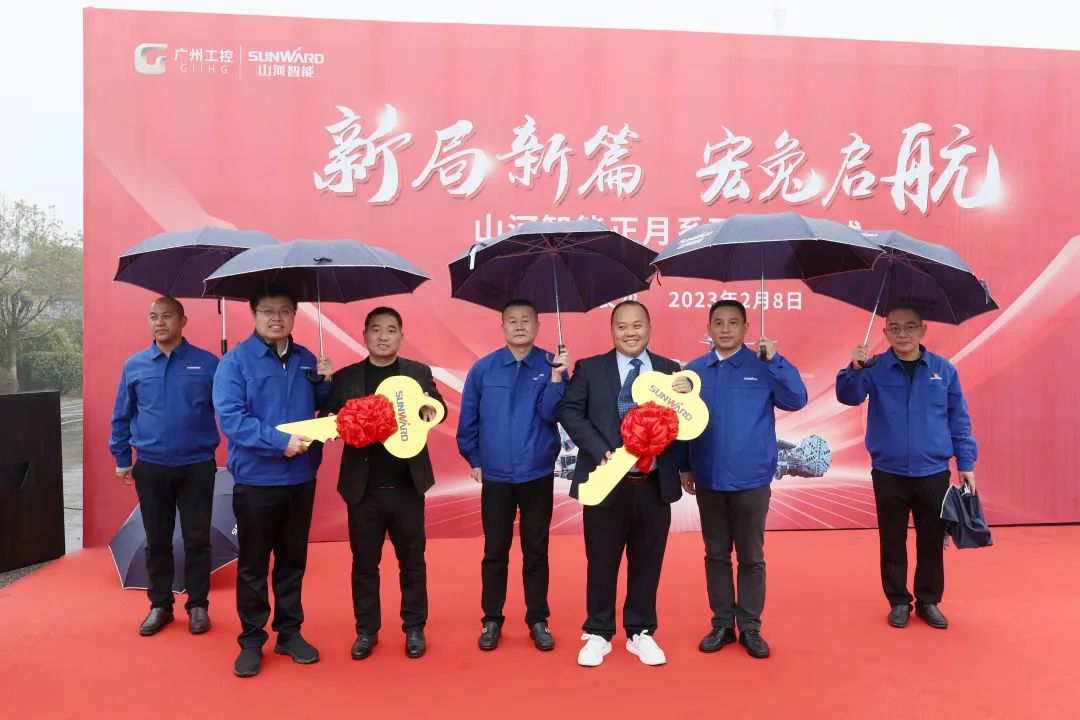 新局新篇，，，宏兔启航！永利集团官网智能超200台套装备集中发货