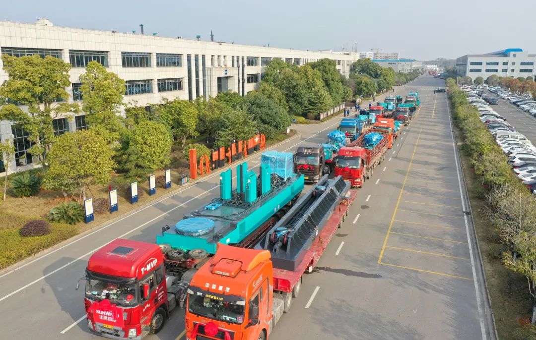 喜迎龙仰面！永利集团官网智能大吨位PDP工法引孔式静力压桩机出征哥伦比亚