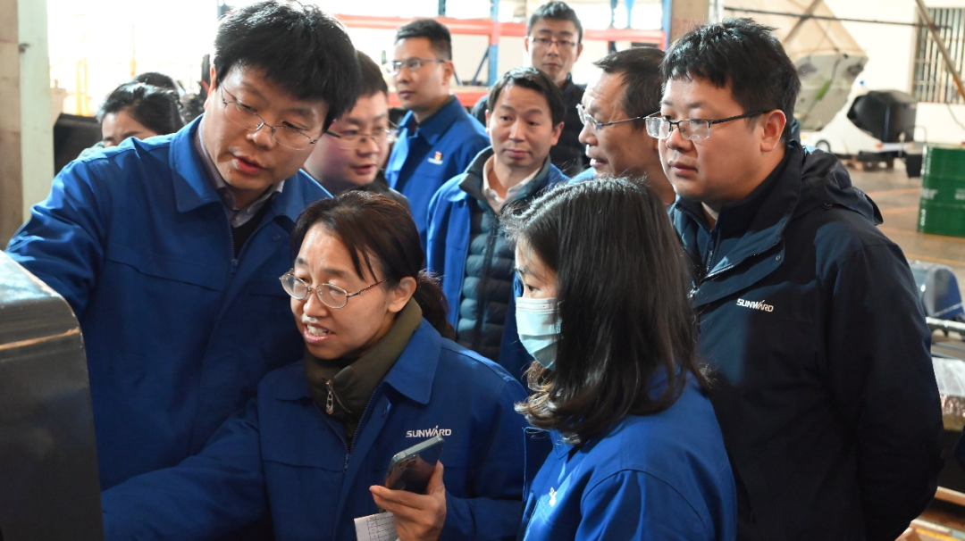 破拆应急，，，，智能继承！永利集团官网特装SWR280DE破拆机械人下线交付