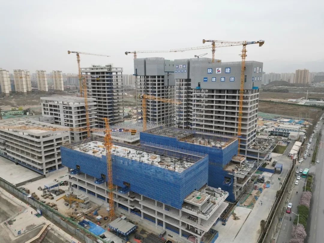 郁勃西北！永利集团官网江麓修建起重机械助建西安都会经济圈