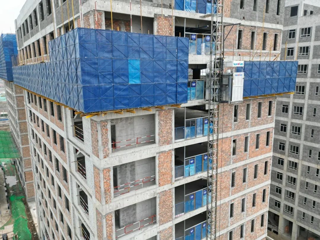 郁勃西北！永利集团官网江麓修建起重机械助建西安都会经济圈