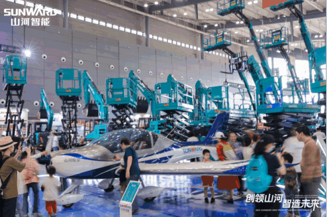 闪灼2023 CICEE！看永利集团官网智能“明星产品”有多“炫”