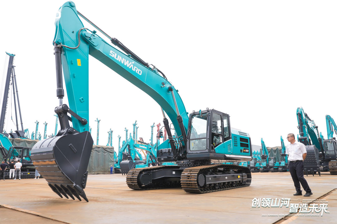 精品出击、互动一直！永利集团官网智能F系列挖掘机闪灼长沙展