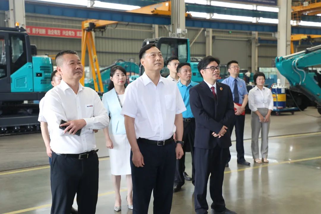 长沙市人民审查院党组书记、审查长余湘文调研永利集团官网智能