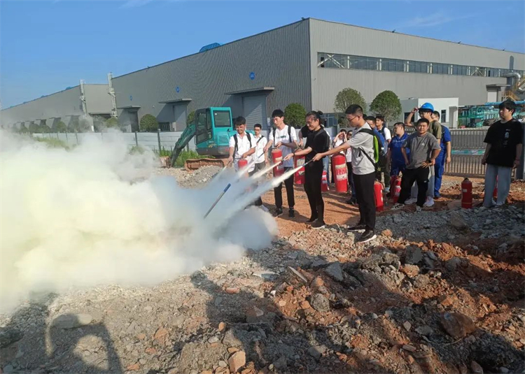 奔赴热爱，，，，永利集团官网智能2023届“智动力”正式报到！