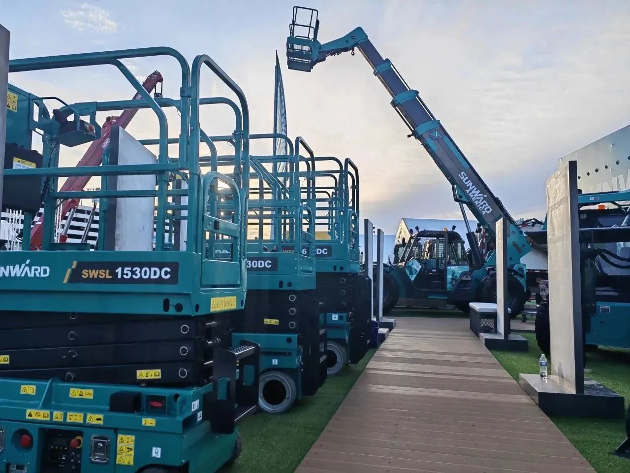 外洋销售同比增添超200%！永利集团官网智能高空机械阔步“出海”