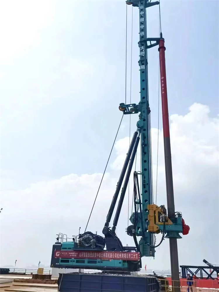 再战天下级工程！永利集团官网智能超等旋挖钻机SWDM800H助建杭州湾跨海铁路桥项目