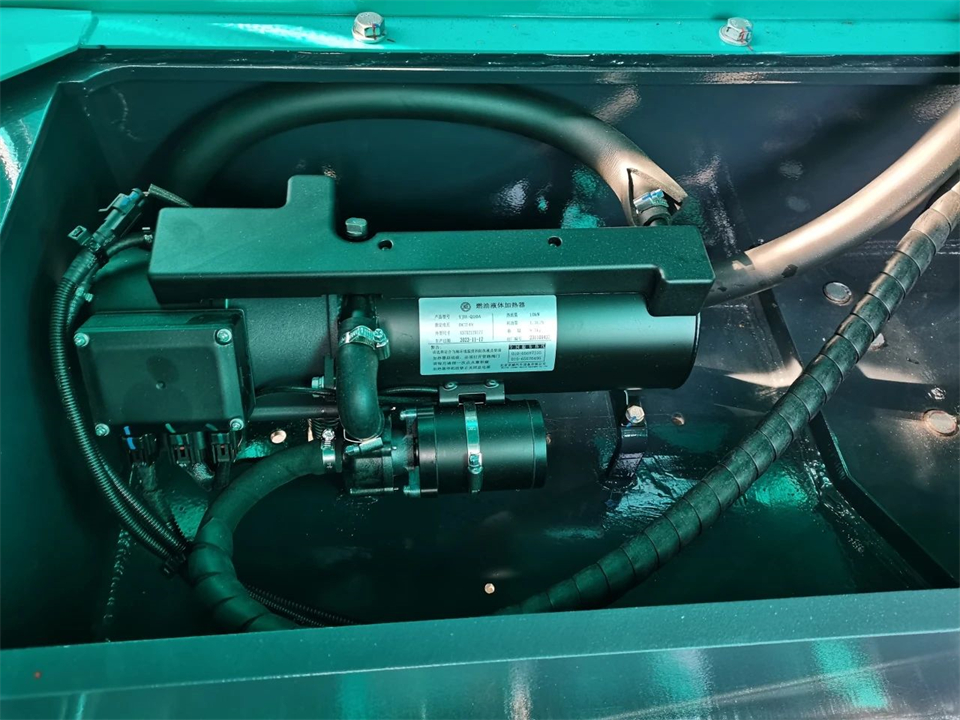 定制开发、功效更强！永利集团官网智能SWE750ELR加长臂液压挖掘机下线交付