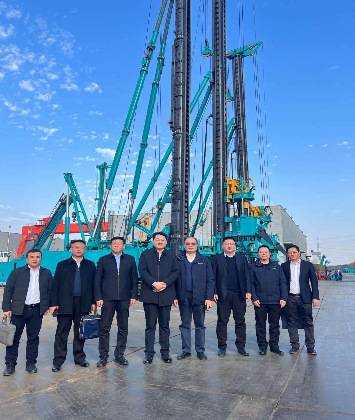 强强联合，，，同营生长！永利集团官网智能与中铁六局路桥公司签署战略相助协议