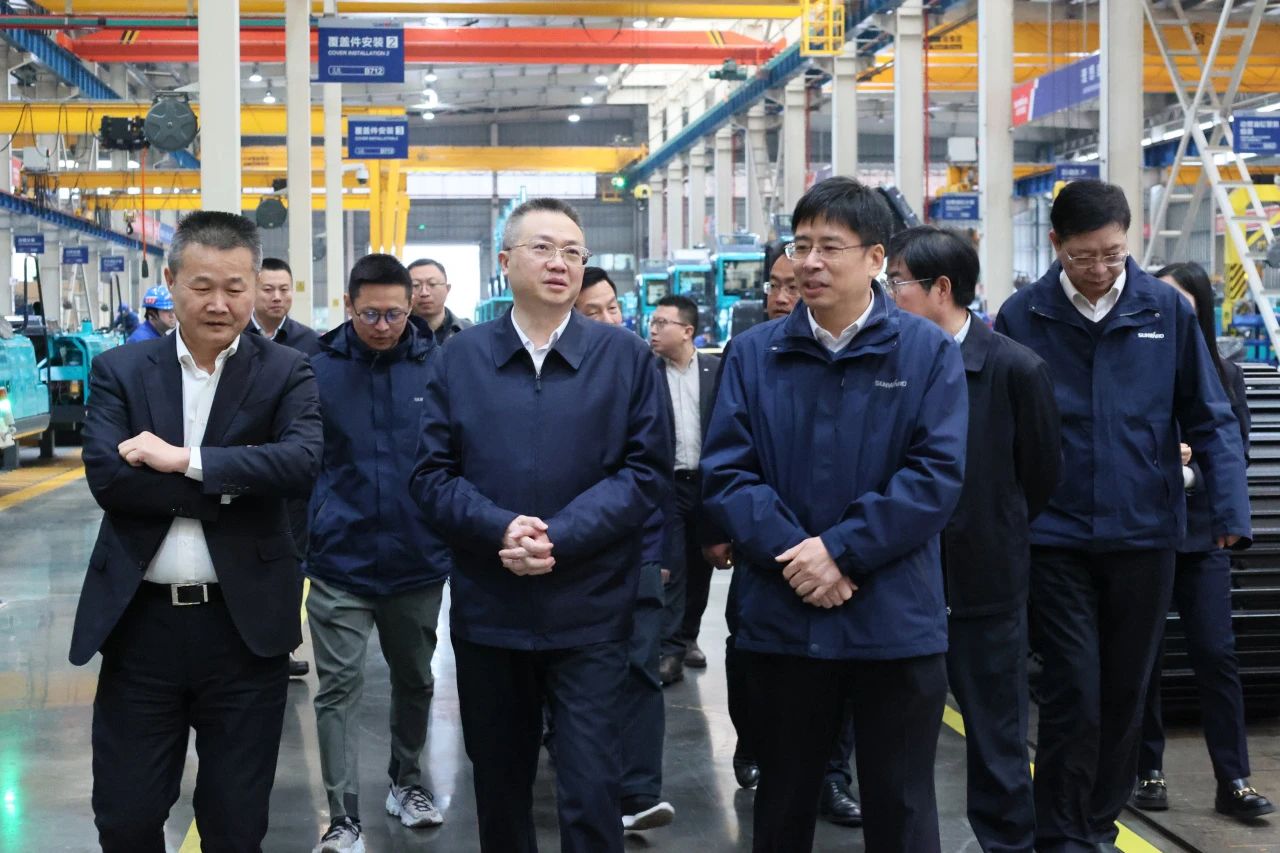 长沙市人民政府副市长康镇麟调研永利集团官网智能