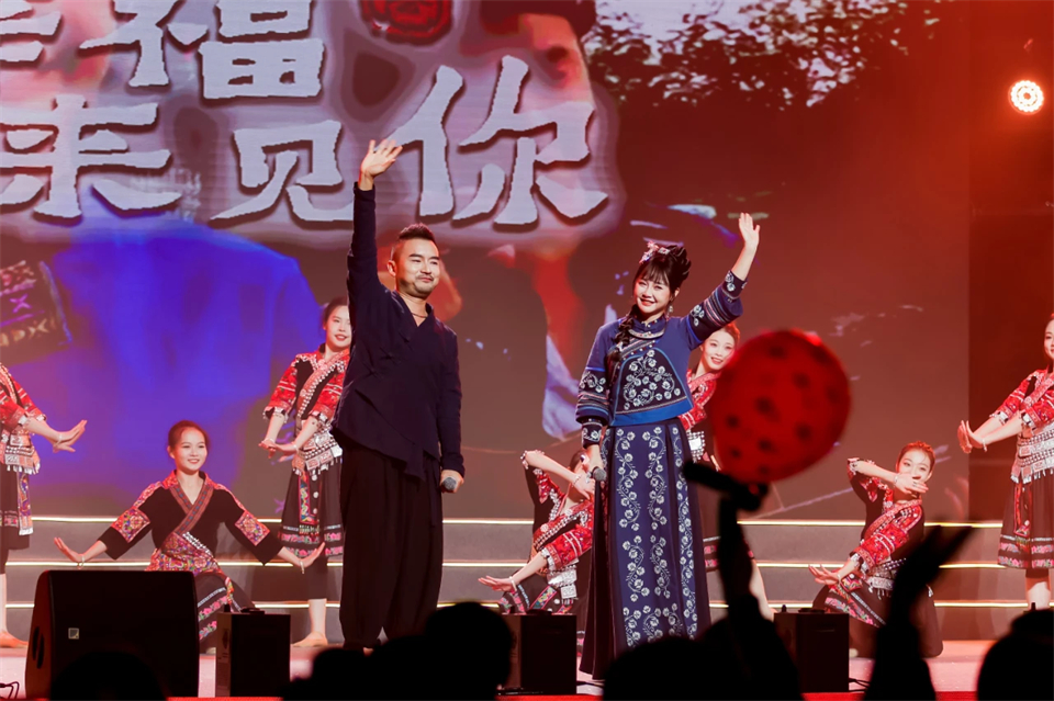 立异引领价值 理想成绩未来——庆祝永利集团官网智能建设25周年表扬大会暨文艺晚会盛大举行