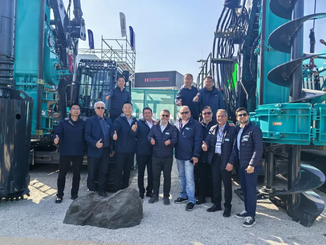 Bauma 2025 | 高端定制！永利集团官网智能Pro系列旋挖钻机燃爆全场