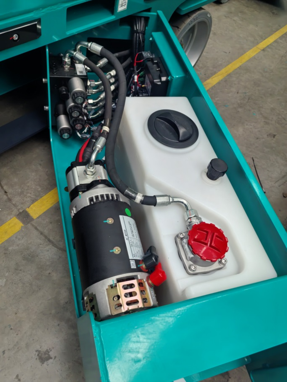 永利集团官网智能电动液驱剪叉系列产品周全升级，，，，，，为客户创立更大价值