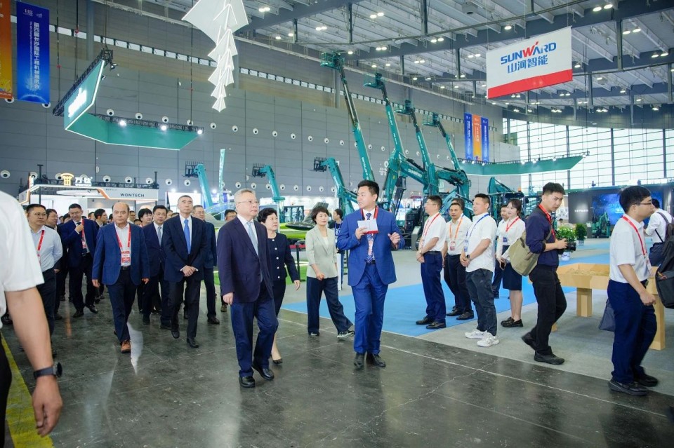 2025 CICEE | 永利集团官网智能实力闪灼2025长沙国际工程机械展