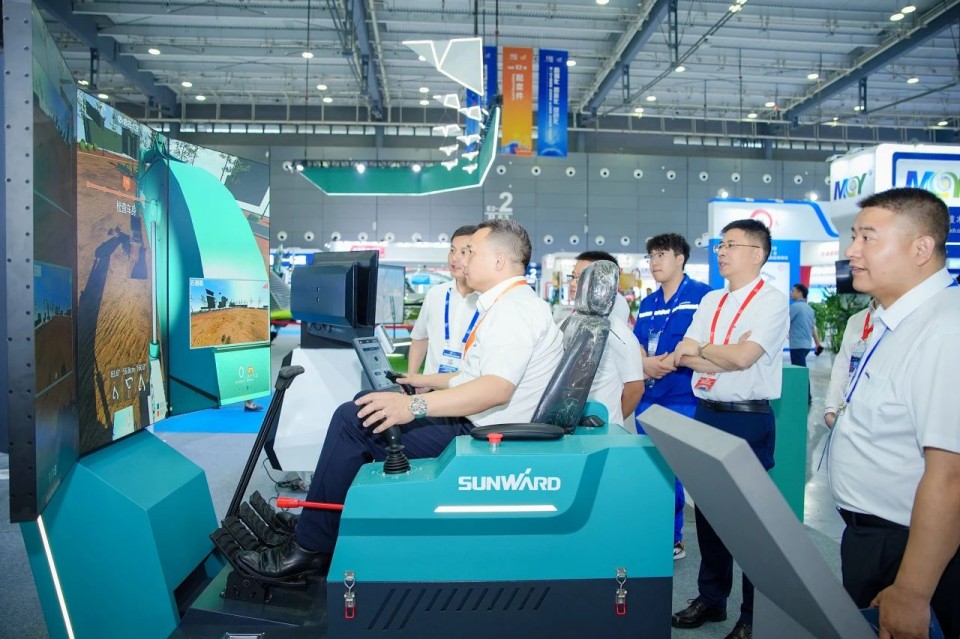 2025 CICEE | 永利集团官网智能实力闪灼2025长沙国际工程机械展