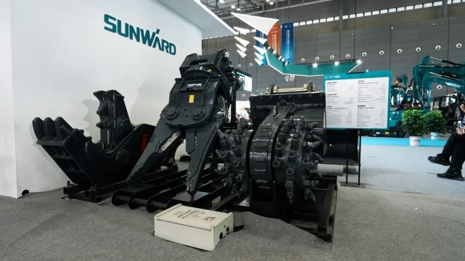 2025 CICEE | 从简单工具迈向多元化解决方案，，，永利集团官网智能泛起非凡挖掘机风范