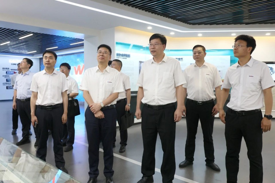 中国工程院院士、中南林业科技大学党委书记吴义强一行到永利集团官网智能开展访企拓岗活动