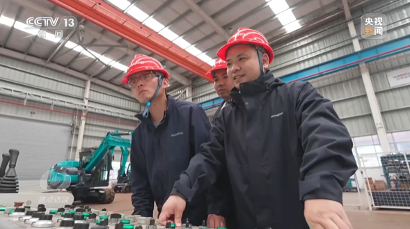 《焦点访谈》聚焦永利集团官网智能：切记嘱托，，，，传承劳模精神，，，，自主立异助推中国装备制造业走向天下