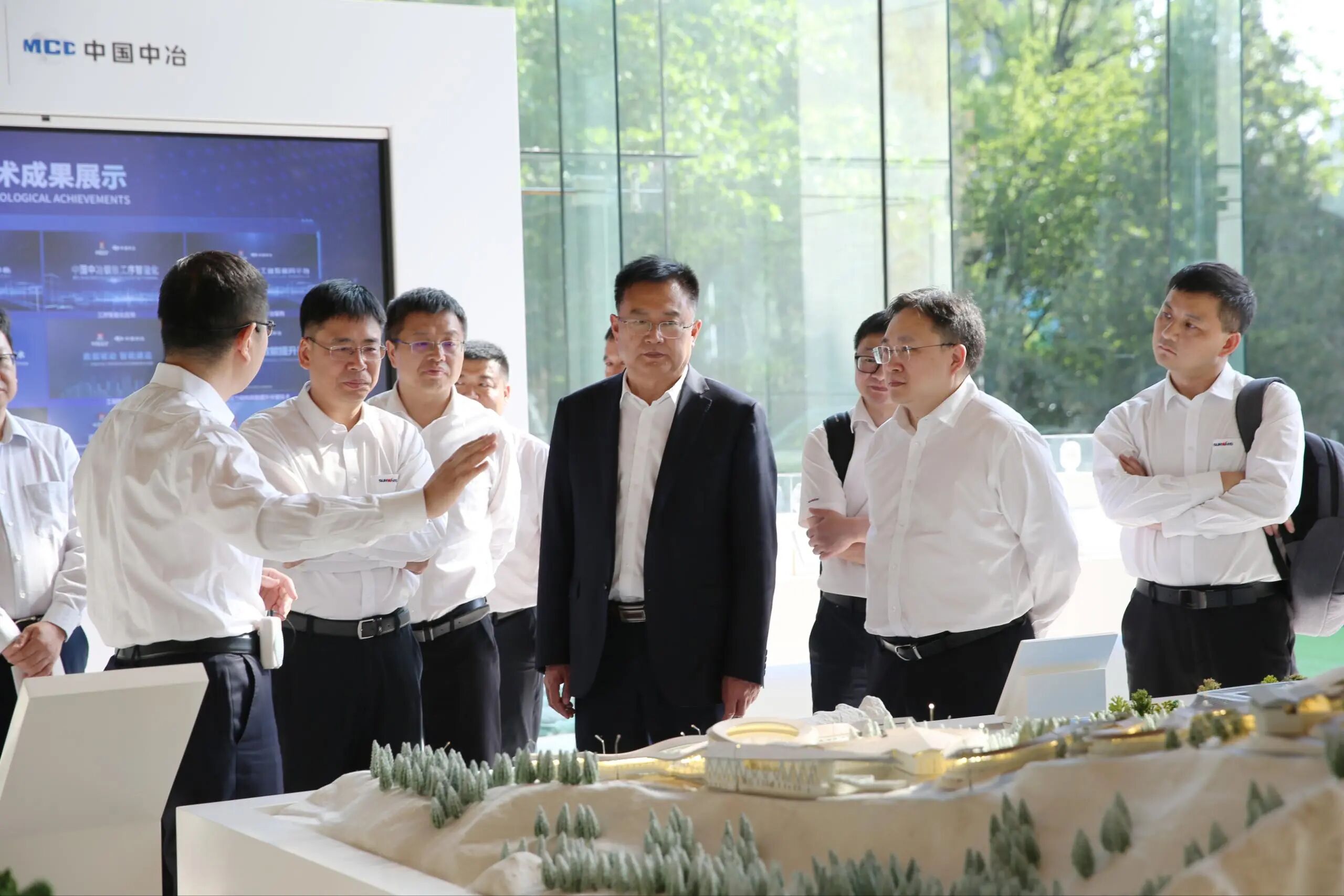 永利集团官网智能党委书记、董事长付向东率队造访中国中冶，，，，，，推动构建相助共赢新标杆