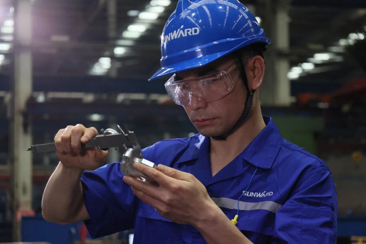 我的匠心 | 数控铣工孙先锋：以精度界说品质，，，，，，以坚守诠释匠心